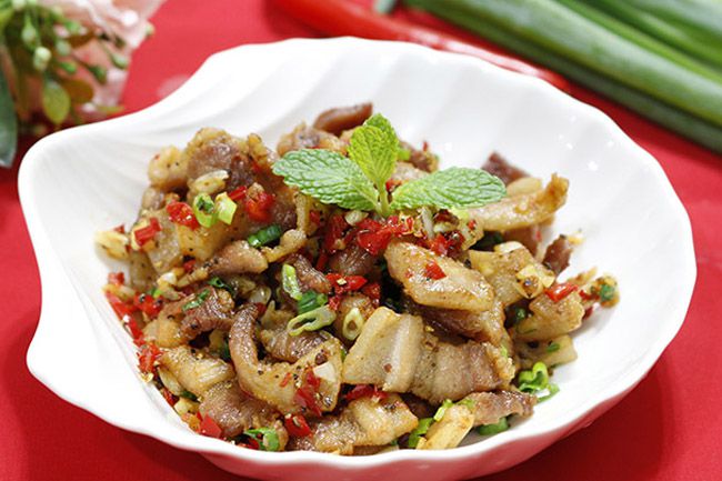 Ba chỉ xóc tỏi ớt món nhậu ngon