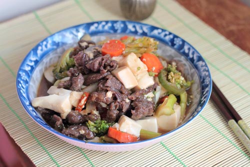 Cách làm bò xào đậu phụ non